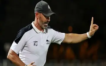 زمین نقش جهان صدای خمز را درآورد