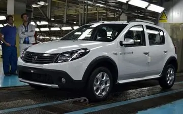 قیمت امروز محصولات پارس خودرو / خریداران ساندرو و تندر بیش از همه ضرر کردند