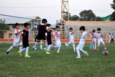 مدرسه فوتبال بیستون کرمانشاه به روایت تصویر