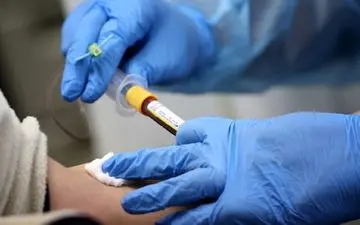 دوره بیماری در مبتلایان بدون نشانه کووید- ۱۹، پنج روز بیشتر است
