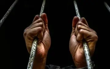  دوستم به دخترم تعرض کرد، او را کشتم 