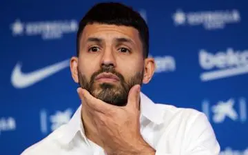 تعجب ستاره جدید بارسلونا از اوضاع خیابان‌های شهر/ یا من مریض هستم یا این‌ها!