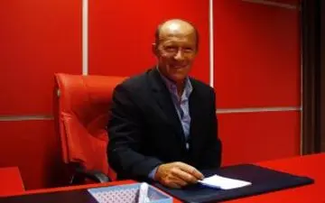 
بازدید گابریل کالدرون از باشگاه پرسپولیس