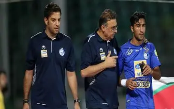 تکذیب یک خبر؛ مهاجم استقلال از فوتبال خداحافظی نکرده است