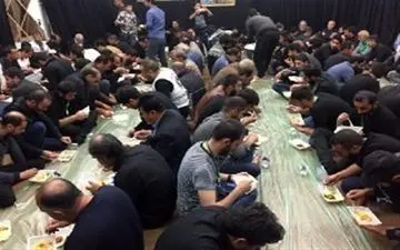 ۵ هزار نفر میهمان سفره‌های کریمانه در امامزدگان خراسان‌جنوبی شدند