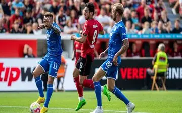 بوندس لیگا| تحقیر لورکوزن در خانه با اشتباه وحشتناک آزمون ؛ فاجعه دورتمند در 6 دقیقه!
