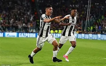 شادی گل جدید در فوتبال!+عکس