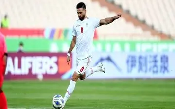 نوراللهی بعد از انتخاب به عنوان بهترین بازیکن زمین:قدم بزرگی برای صعود به جام جهانی برداشتیم