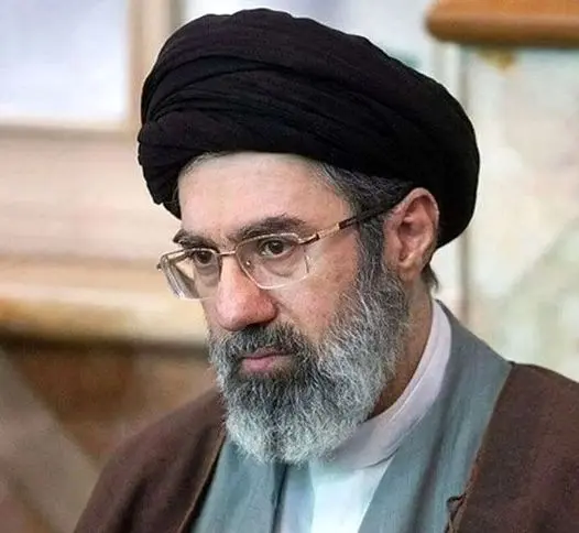 تصاویر کمتر دیده‌شده از خانواده مجتبی خامنه‌ای