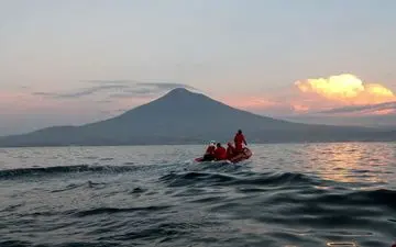 وقوع سونامی در جزیره سولاوسی اندونزی+فیلم