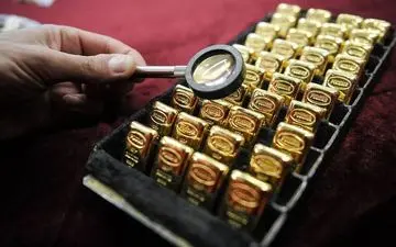 هجوم روس‌ها به بازار برای خرید طلا / ماجرا چیست؟