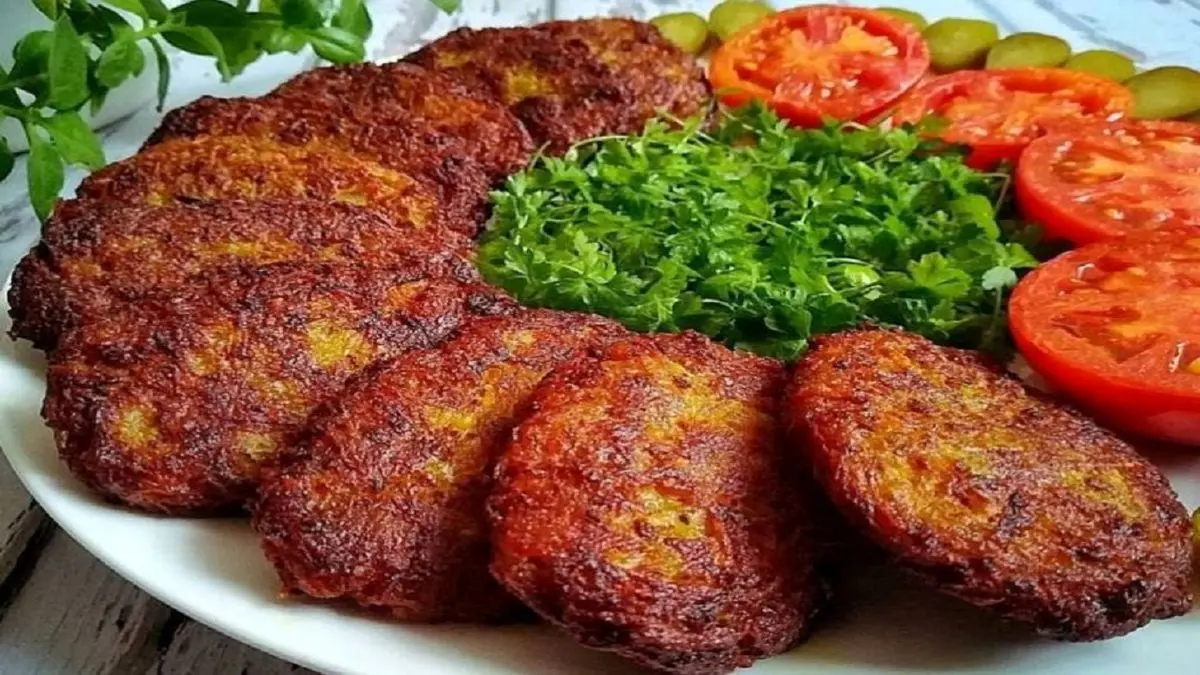 طرز تهیه کتلت اصفهانی/غذایی فوق‌العاده برای نهار+جزئیات