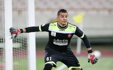 تلاش جالب پرسپولیس برای محروم نشدن گلر سرخ‌ها

