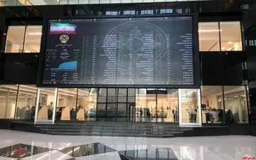 بیم و امیدهای بورس در اولین روز شهریور/ سهامداران نگران تداوم روند اصلاحی قیمت‌ها