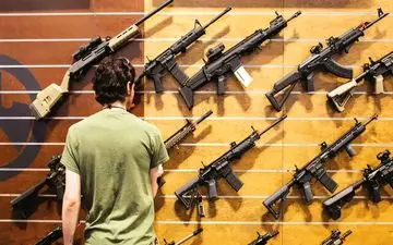 
هر آمریکایی ۱.۲ اسلحه
