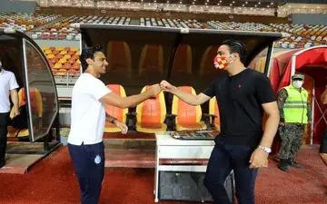 سایه نکونام روی سر مجیدی
