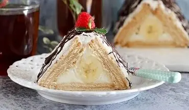 کیک هرمی مجلل: طرز تهیه برای مناسبت‌های خاص