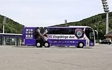  حادثه رانندگی برای اتوبوس تیم آلمانی(عکس)