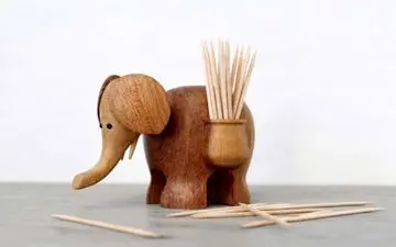 مضرات استفاده از خلال دندان چیست؟