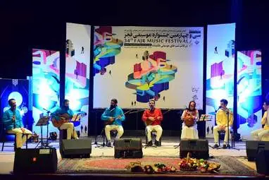 اولین شب اجرا دو گروه ماد و دلاهنگ از همدان در جشنواره موسیقی فجر به روایت تصویر
