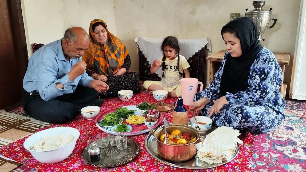 غذای روستایی ارومیه: سفری به دنیای طعم‌های لذیذ و اصیل + آموزش تهیه