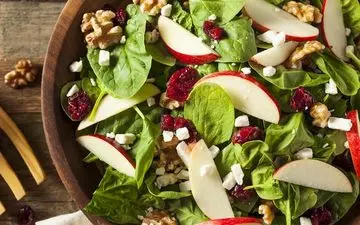 مواد غذایى شگفت انگیز براى سم زدایى فوری بدن در تعطیلات