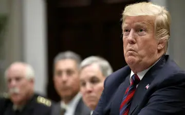 سنا راهی برای "گریز" از تحقیقات استیضاح ندارد