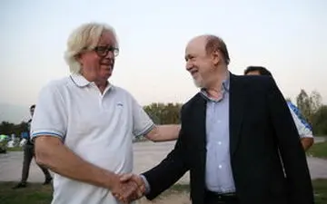 افتخاری: شفر مبلغ قراردادش را بالا نبرده است