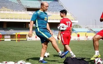 تمرین امروز پرسپولیس با حضور هواداران و خبرنگاران برگزار می شود