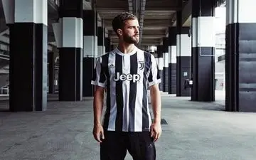 رونمایی بانوی پیر از لباس جدیدش+عکس