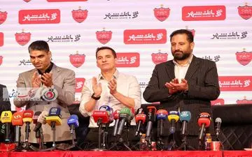 گزارش تصویری امضای قراداد رسمی " اوسمار لوس ویرا "