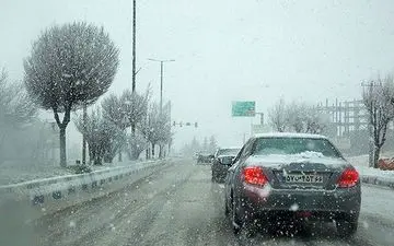 بارش برف و باران در جاده‌های 7 استان