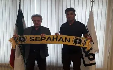 خرید جدید سپاهان از شاهین بوشهر آمد