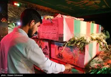 وداع با پیکر احسان آقاجانی معمار شهید حادثه تروریستی مجلس شورای اسلامی + تصاویر
