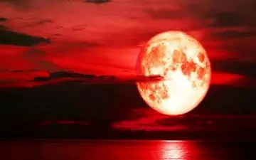 ساعت دقیق ماه‌گرفتگی ۱۶ شهریور | ماه خونین چه ساعتی دیده می‌شود؟