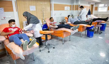 اهدای خون ۱۴۲۵ کرمانشاهی به مصدومان بندرعباس؛ مشارکت ۲۲۵ بانوی نوع‌دوست