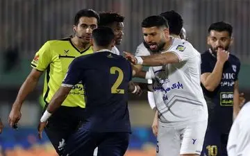  آیا پنالتی استقلال برابر چادرملو گُم شد؟ 