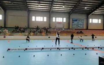 مسابقات اسکیت فری استایل در همدان برگزار شد