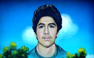 مادر شهیدان فهمیده به دیدار فرزندانش رفت