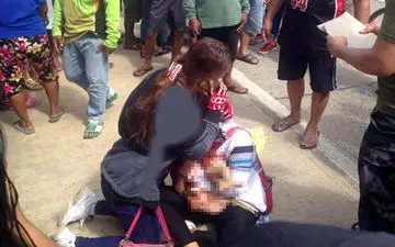 گیر کردن روسری در چرخ موتور کودک 9 ماهه را به کشتن داد+عکس