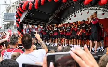 تشویق  ستاره ملی پوش ایرانی در قلب اروپا