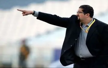 گاف جنجالی سرمربی ایرانی !