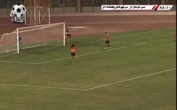 گل به خودی عجیب بازیکن مس کرمان مقابل سرخپوشان + فیلم