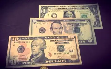 دلار عقب نشینی کرد