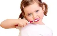 قبل از غذا خوردن مسواک بزنیم بهتر است یا بعد از آن؟