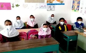 دانش آموزان هم واکسن می زنند؟