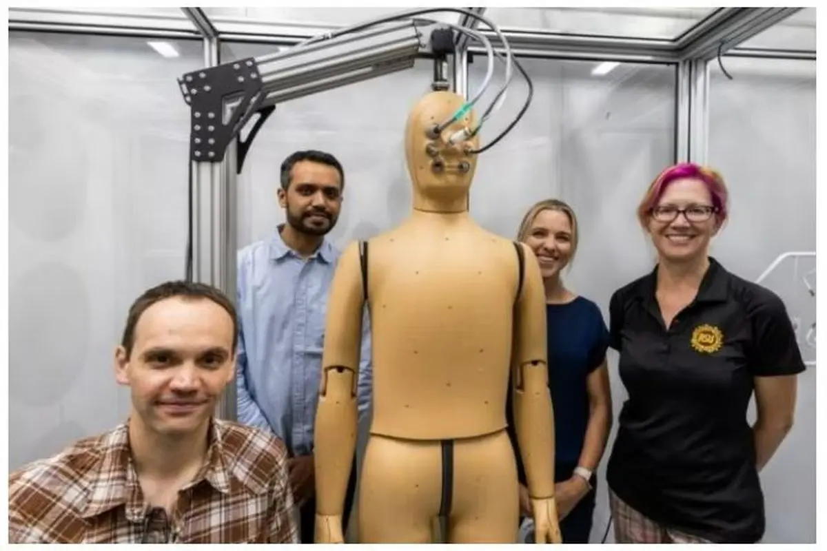نزدیک شدن زندگی رباتها به انسان!|اولین ربات جهان با قابلیت تعریق، تنفس و راه رفتن در فضای باز
