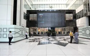 ادامه روند کاهشی در بورس | افت ۱۵ هزار و ۷۲۱ واحدی شاخص کل