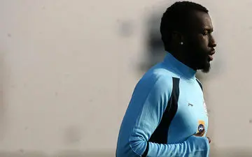 تیپ و ظاهر منشوری و عجیب ستاره خارجی استقلال + عکس