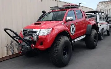 اینجا بهشت عاشقان تویوتا است؛ موزه ای با بیش از ۱۰۰ نمونه لندکروزر متفاوت در آمریکا
